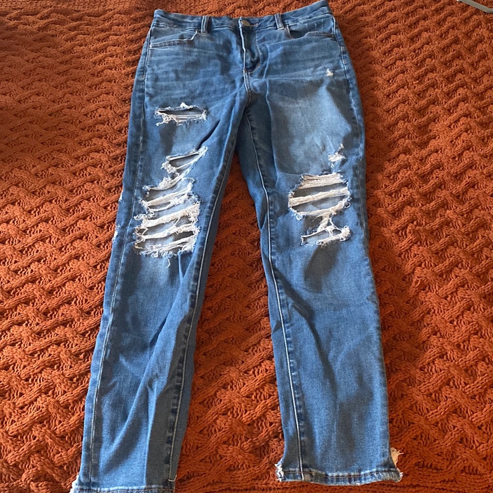 Medium wash ripped skinny jeans